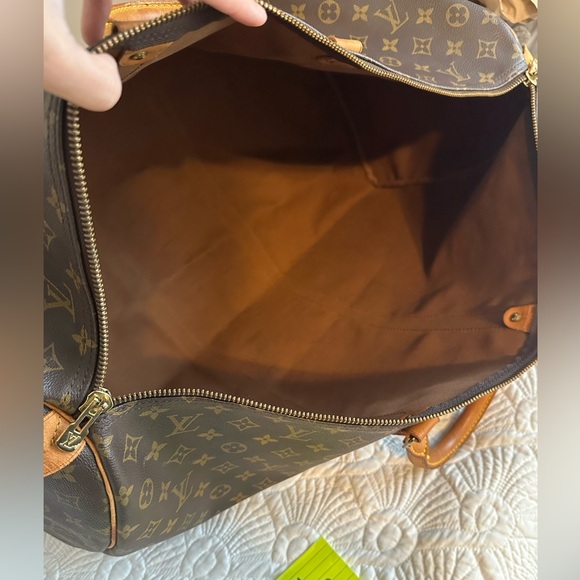 Authentic Louis Vuitton Keepall 60 Duffle - Picture 11 of 12